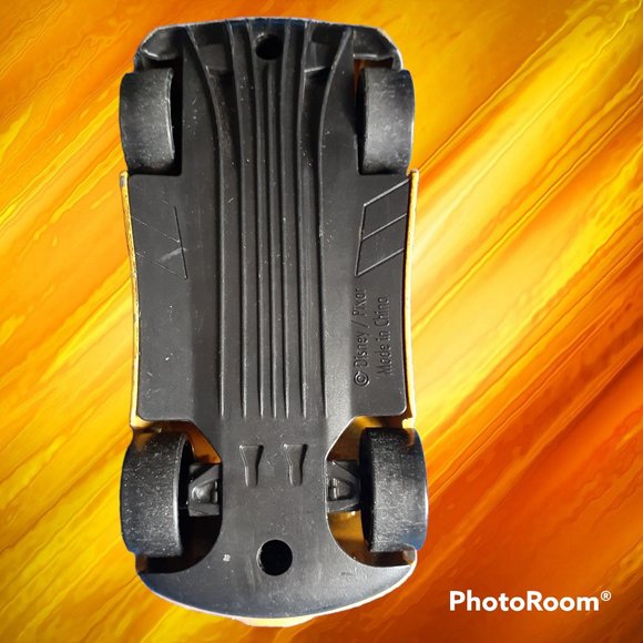 Disney Pixar Cars Dinoco McQueen COLLECTION COD/J-19 - Picture 7 of 10